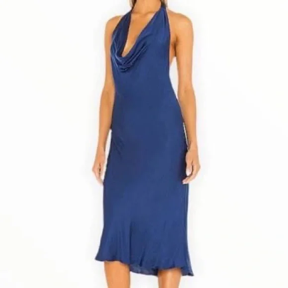 crossover halter dress Elegant & Edgy: Orange Wave Maxi Dress with Cross Halter Neck, Backless  Design & Gathered Hem main image 0